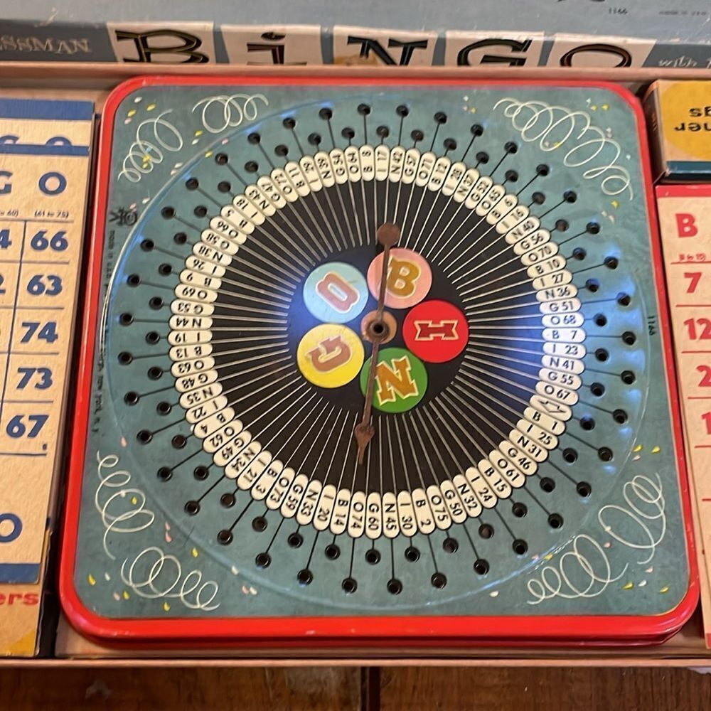 1950s vintage MCM Pressman Bingo Board game with metal spinner complete 100% - Picture 3 of 8